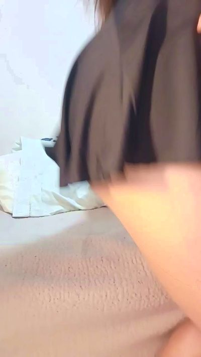 VeneraRibs live cam on Cam4
