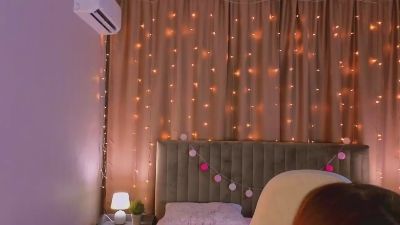 VeniceHatton live cam on Cam4