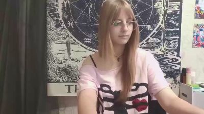 VennieWoiwode live cam on Cam4