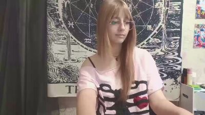 VennieWoiwode live cam on Cam4