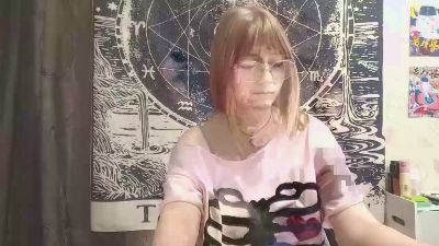 VennieWoiwode live cam on Cam4
