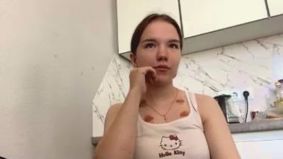 VenusBaratta live cam on Cam4