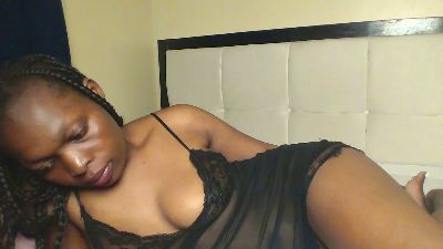 Verah2 live cam on Cam4