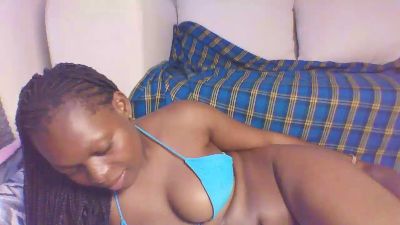 Verah2 live cam on Cam4