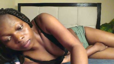 Verah2 live cam on Cam4