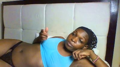 Verah2 live cam on Cam4