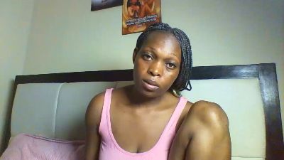 Verah2 live cam on Cam4