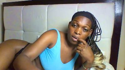 Verah2 live cam on Cam4