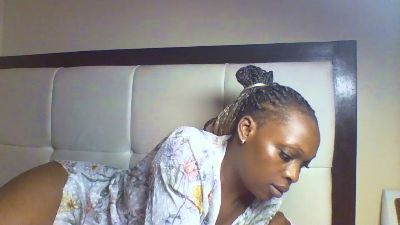 Verah2 live cam on Cam4