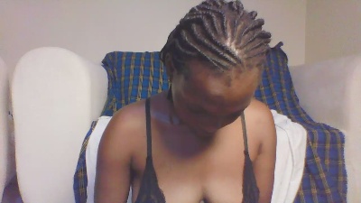 Verah2 live cam on Cam4