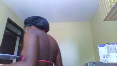 Verah2 live cam on Cam4