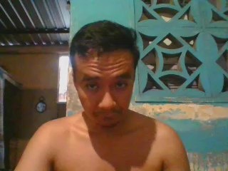 Vergalargax94 live cam on Cam4