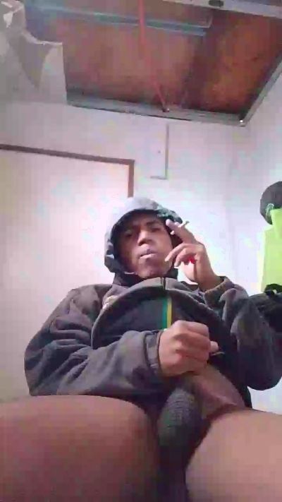 Verganegra60 live cam on Cam4