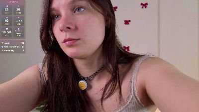 VeronaCarvell live cam on Cam4