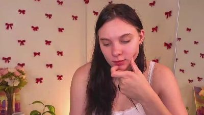 VeronaCarvell live cam on Cam4