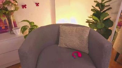 VeronaCarvell live cam on Cam4