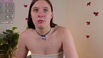 VeronaCarvell live cam on Cam4