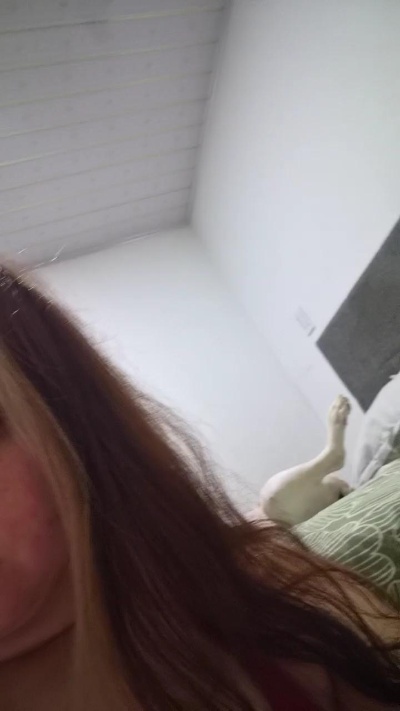 Veronaughty4U live cam on Cam4