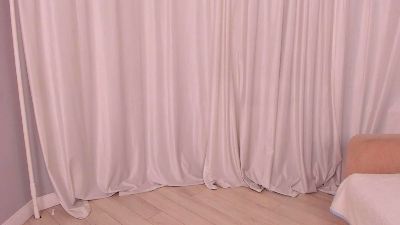 Veronica_Santi live cam on Cam4