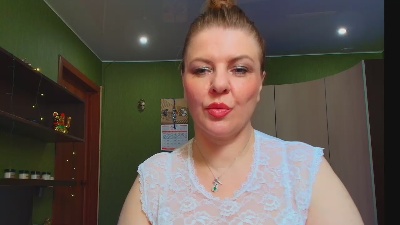 VeronnikaG live cam on Cam4