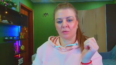 VeronnikaG live cam on Cam4