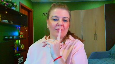 VeronnikaG live cam on Cam4