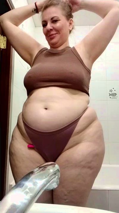 VeronnikaG live cam on Cam4