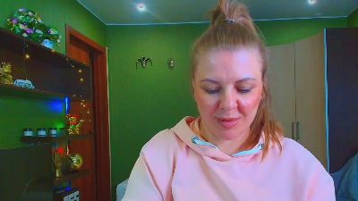 VeronnikaG live cam on Cam4