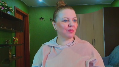 VeronnikaG live cam on Cam4