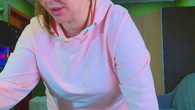 VeronnikaG live cam on Cam4