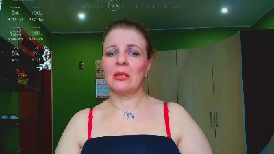 VeronnikaG live cam on Cam4