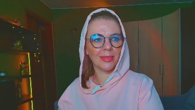 VeronnikaG live cam on Cam4