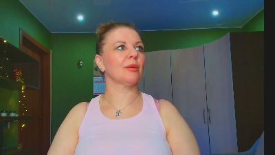 VeronnikaG live cam on Cam4