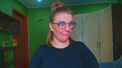 VeronnikaG live cam on Cam4