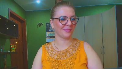 VeronnikaG live cam on Cam4