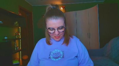 VeronnikaG live cam on Cam4