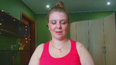 VeronnikaG live cam on Cam4