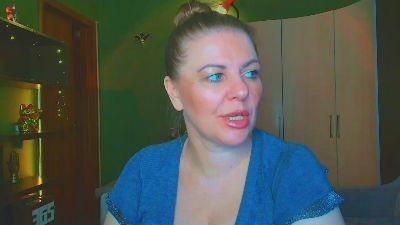 VeronnikaG live cam on Cam4