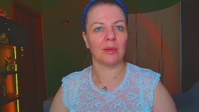 VeronnikaG live cam on Cam4