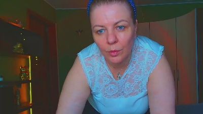 VeronnikaG live cam on Cam4