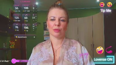 VeronnikaG live cam on Cam4