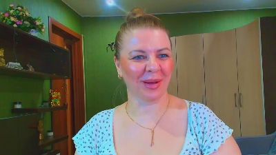VeronnikaG live cam on Cam4
