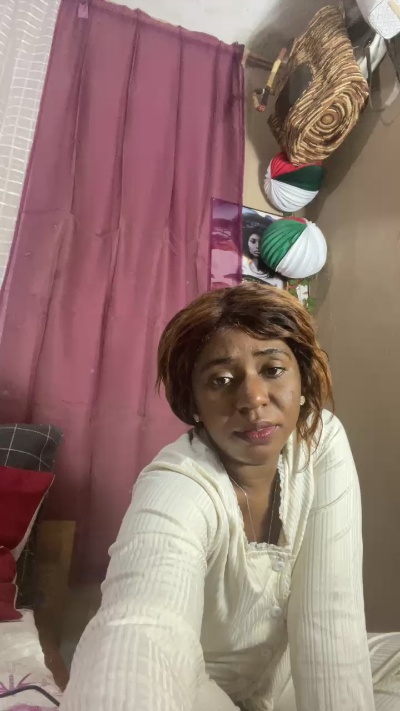 Verosweat live cam on Cam4