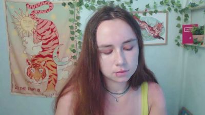 Very_Shy_Girl live cam on Cam4