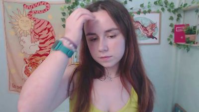 Very_Shy_Girl live cam on Cam4