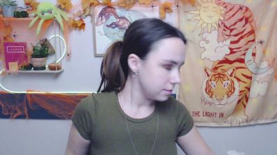 Very_Shy_Girl live cam on Cam4