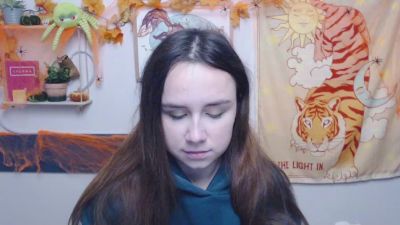 Very_Shy_Girl live cam on Cam4