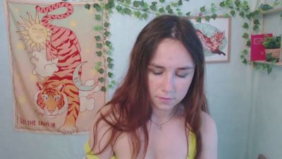 Very_Shy_Girl live cam on Cam4