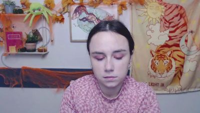 Very_Shy_Girl live cam on Cam4