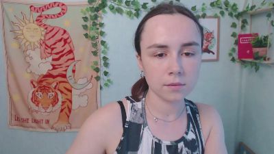 Very_Shy_Girl live cam on Cam4